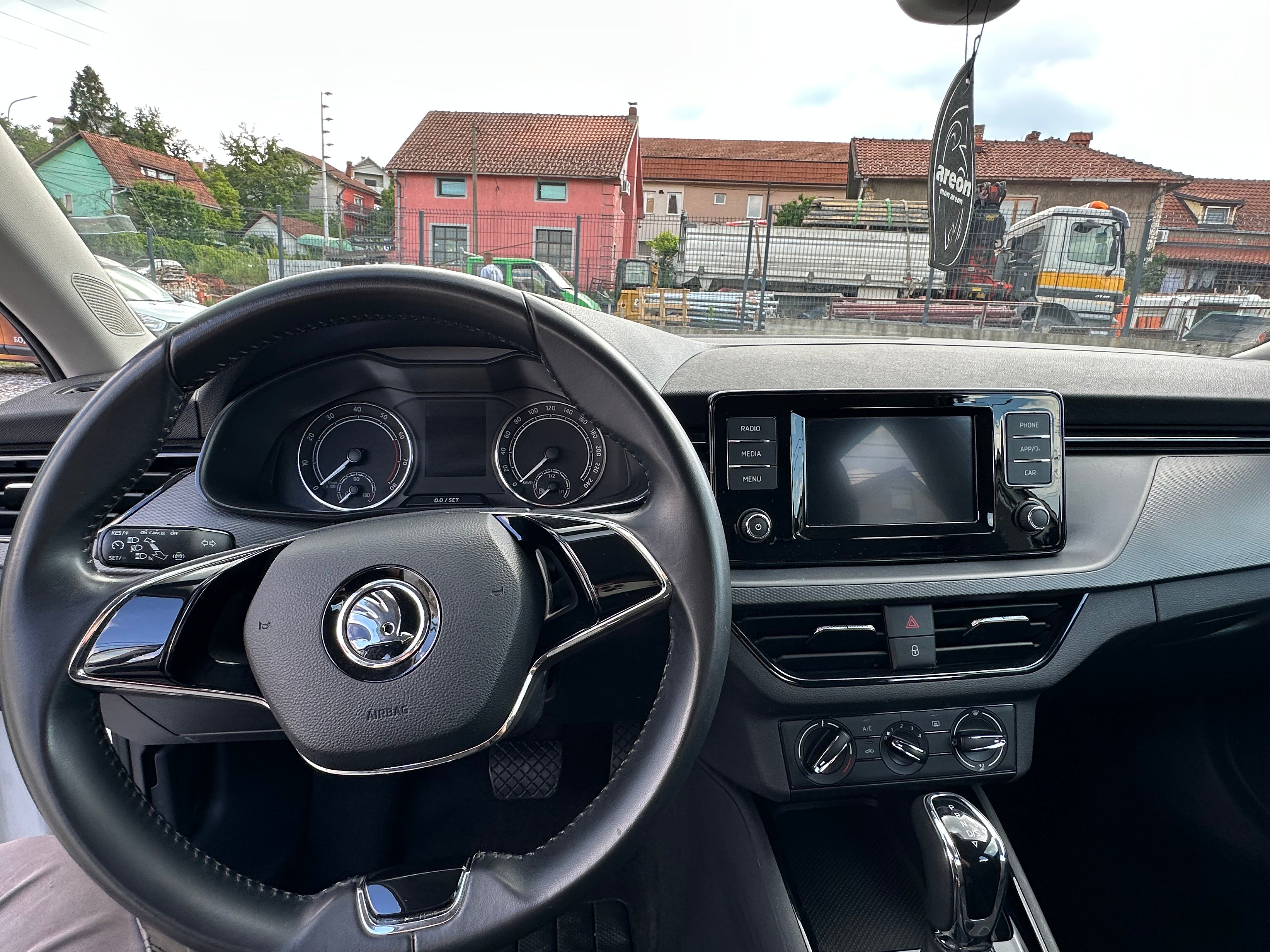 Škoda Scala AMBITION 1.0 TSI DSG 77.000km