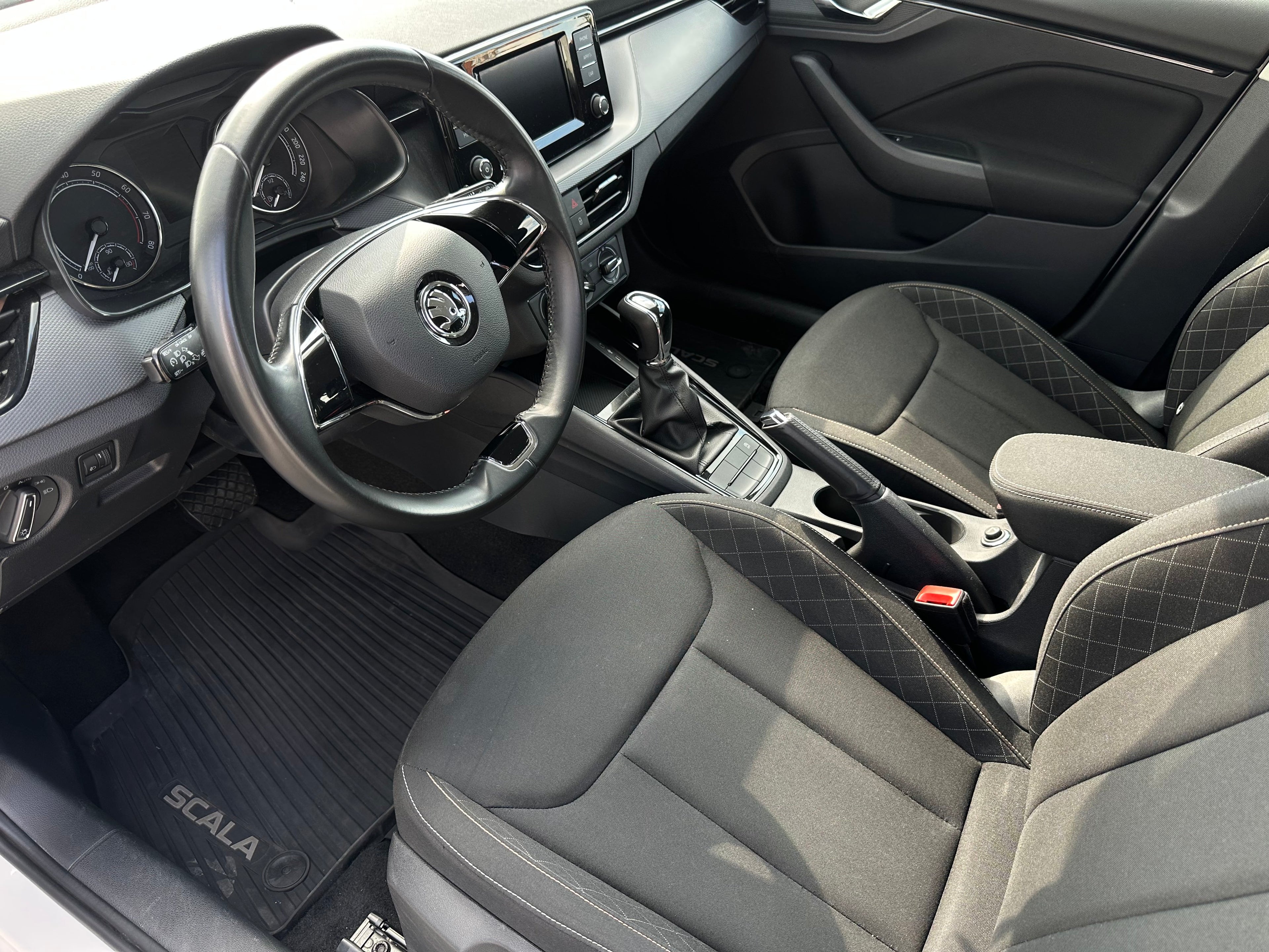 Škoda Scala AMBITION 1.0 TSI DSG 77.000km