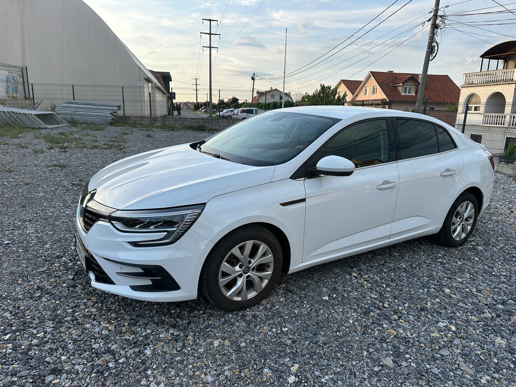 MEGANE GRANDCOUPE INTENS BLUE DCI 115 162.000km