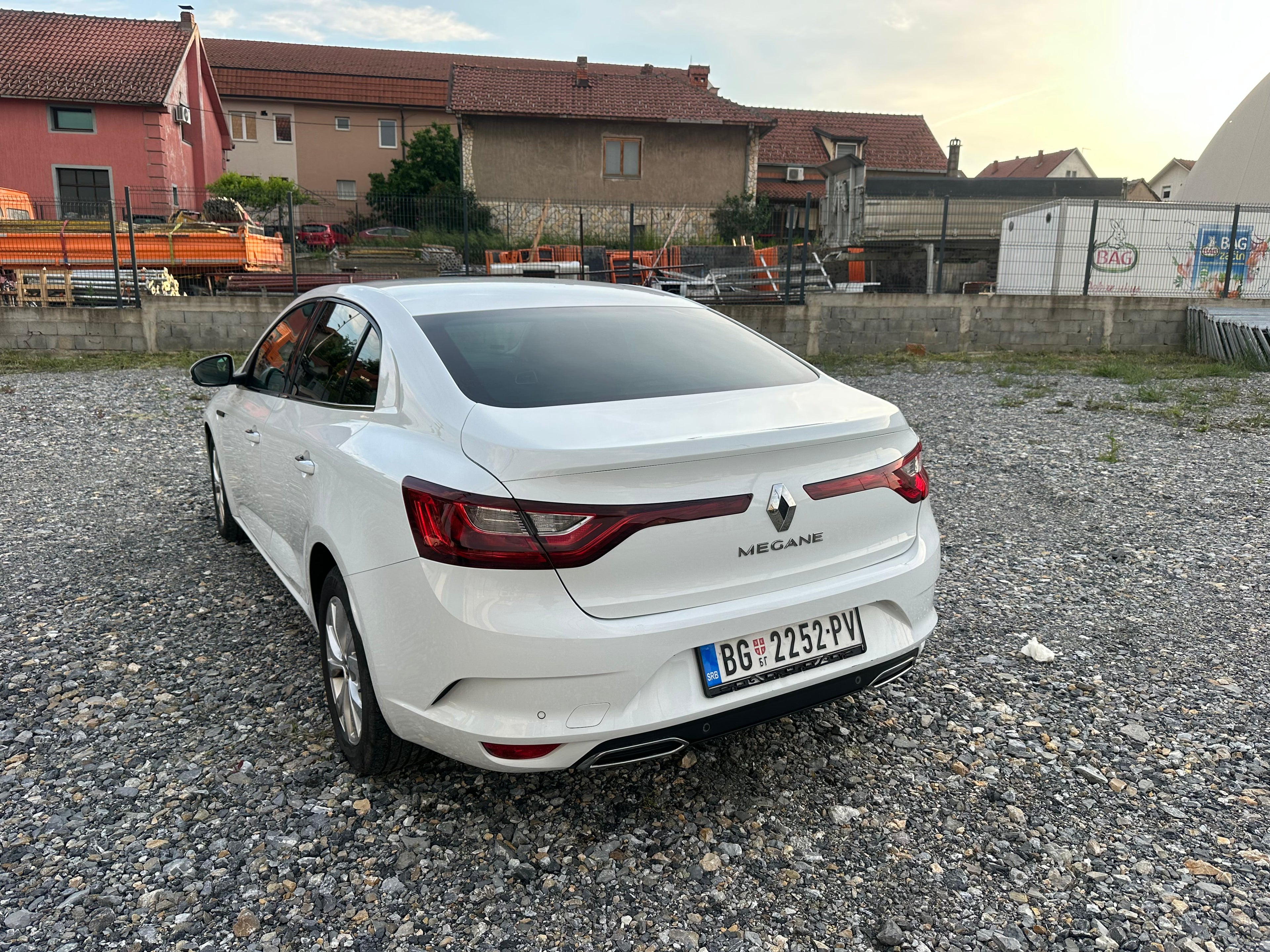MEGANE GRANDCOUPE INTENS BLUE DCI 115 162.000km