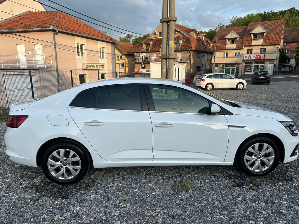 MEGANE GRANDCOUPE INTENS BLUE DCI 115 162.000km