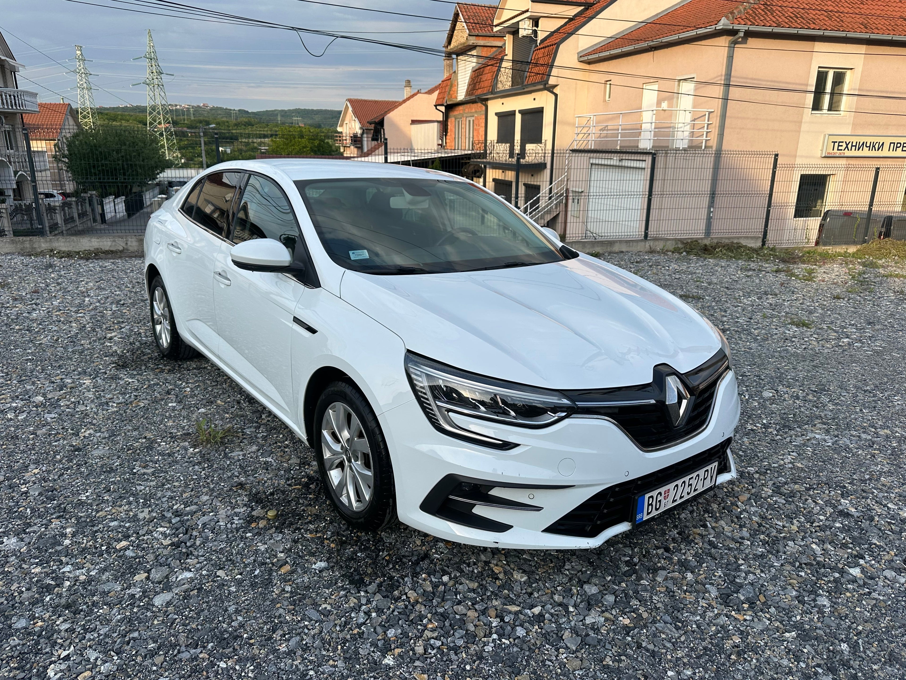 MEGANE GRANDCOUPE INTENS BLUE DCI 115 162.000km