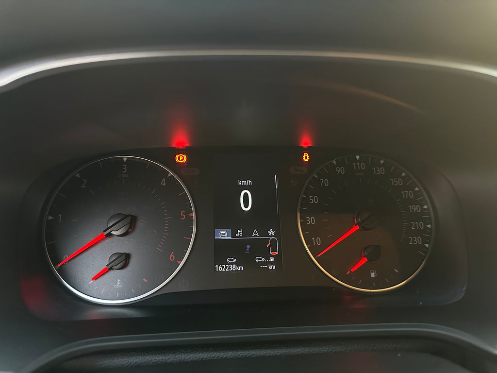 MEGANE GRANDCOUPE INTENS BLUE DCI 115 162.000km